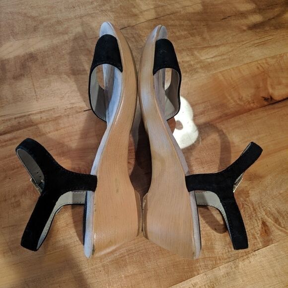 White Mountain Corky Black Suede Sandal size 6 - Picture 4 of 8